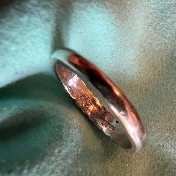 PLATINUM TEXTURED RING / BAND - Picture 10 of 12
